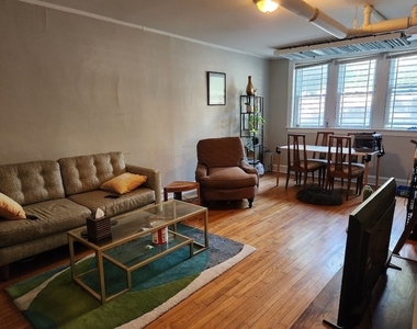 2502 N Rockwell Street - Photo Thumbnail 1