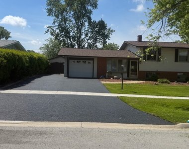 9407 Elm Avenue - Photo Thumbnail 10
