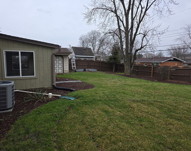 9407 Elm Avenue - Photo Thumbnail 13