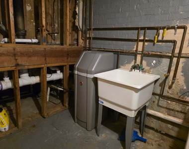 9407 Elm Avenue - Photo Thumbnail 15