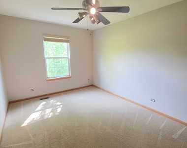 1333 Cape Cod Lane - Photo Thumbnail 2