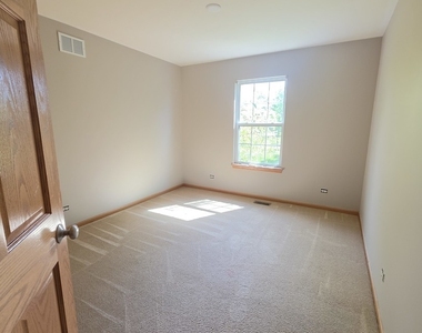 1333 Cape Cod Lane - Photo Thumbnail 3