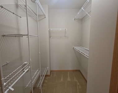 1333 Cape Cod Lane - Photo Thumbnail 9
