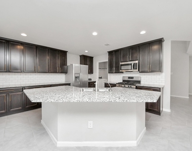 6934 Rosalina Landing Ln - Photo Thumbnail 6