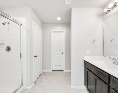 6934 Rosalina Landing Ln - Photo Thumbnail 19
