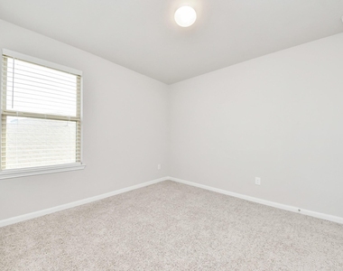 6934 Rosalina Landing Ln - Photo Thumbnail 18