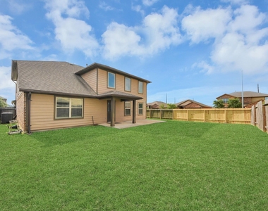 6934 Rosalina Landing Ln - Photo Thumbnail 32