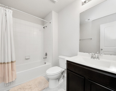 6934 Rosalina Landing Ln - Photo Thumbnail 27