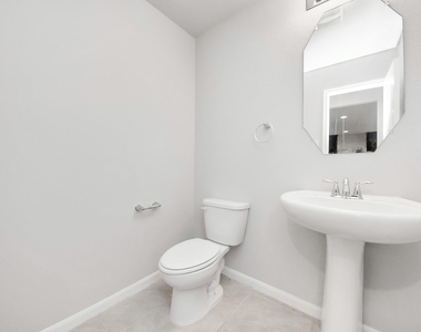 6934 Rosalina Landing Ln - Photo Thumbnail 5