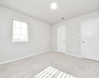 6934 Rosalina Landing Ln - Photo Thumbnail 30