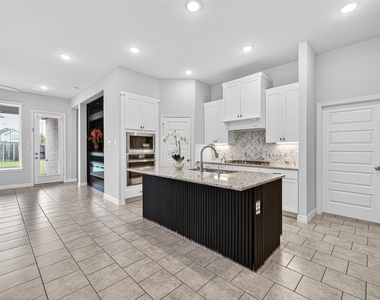 6602 Albany Forest Court - Photo Thumbnail 5