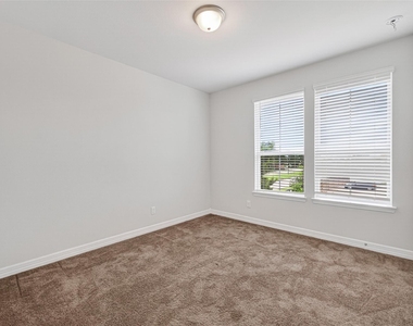 6602 Albany Forest Court - Photo Thumbnail 33