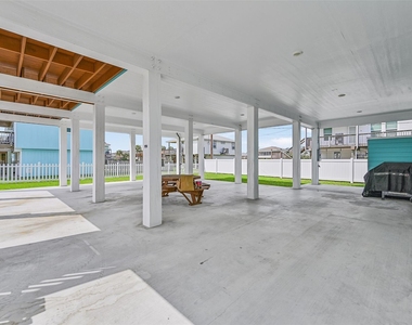 16630 Jean Lafitte Road - Photo Thumbnail 40