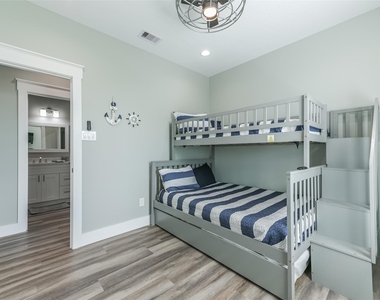 16630 Jean Lafitte Road - Photo Thumbnail 35