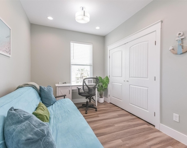 16630 Jean Lafitte Road - Photo Thumbnail 32