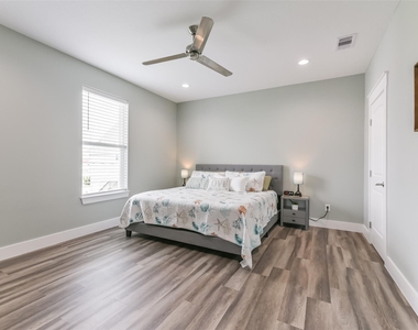 16630 Jean Lafitte Road - Photo Thumbnail 28
