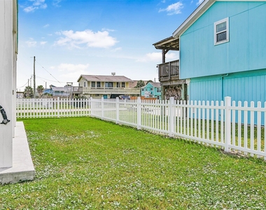 16630 Jean Lafitte Road - Photo Thumbnail 44