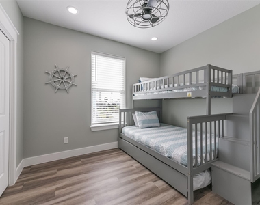 16630 Jean Lafitte Road - Photo Thumbnail 37