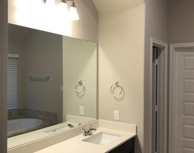 10839 Campbell Point Point - Photo Thumbnail 20