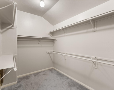 7419 Chathan Glen Lane - Photo Thumbnail 30