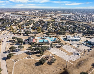 7419 Chathan Glen Lane - Photo Thumbnail 42