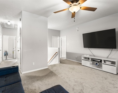 7419 Chathan Glen Lane - Photo Thumbnail 22