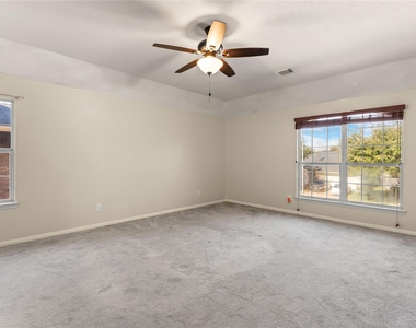 7419 Chathan Glen Lane - Photo Thumbnail 23
