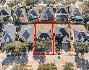 7419 Chathan Glen Lane - Photo Thumbnail 39