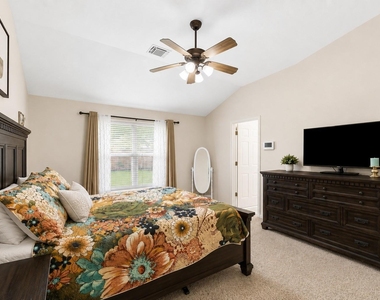 19910 Sternwood Manor Drive - Photo Thumbnail 5