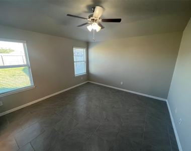 7263 Barrington Ridge Lane - Photo Thumbnail 14