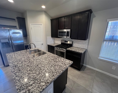 7263 Barrington Ridge Lane - Photo Thumbnail 9