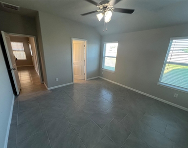7263 Barrington Ridge Lane - Photo Thumbnail 10