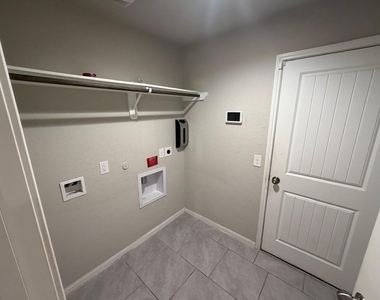 7263 Barrington Ridge Lane - Photo Thumbnail 20