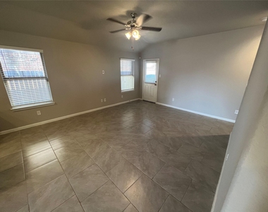 7263 Barrington Ridge Lane - Photo Thumbnail 17