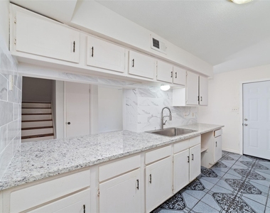 4022 Belle Park Drive - Photo Thumbnail 20