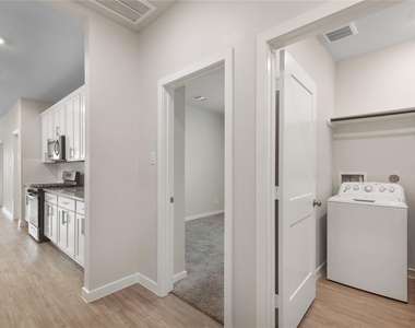 5811 Quest Valley - Photo Thumbnail 11