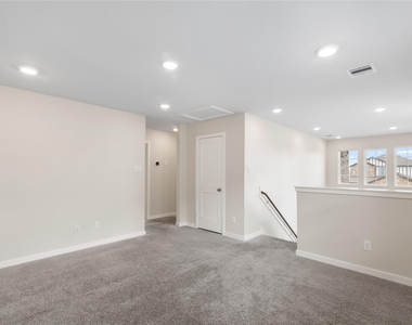 5811 Quest Valley - Photo Thumbnail 19