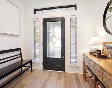 5310 Rue Dela Croix Drive - Photo Thumbnail 4