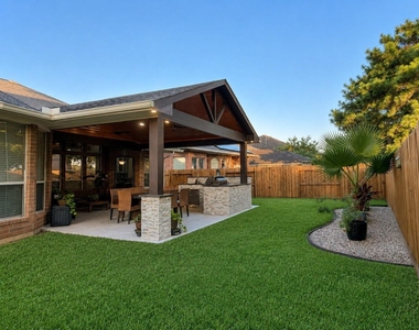 19319 Imperial Hills Drive - Photo Thumbnail 17