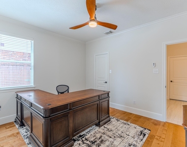 7 Stickley Court - Photo Thumbnail 8