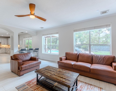 7 Stickley Court - Photo Thumbnail 15