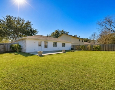 4863 Drew Forest Lane - Photo Thumbnail 8