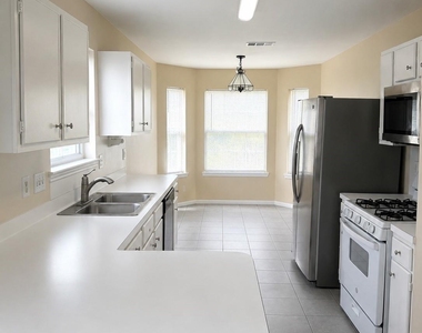4863 Drew Forest Lane - Photo Thumbnail 3