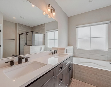 16531 Oasis Meadow Lane - Photo Thumbnail 24