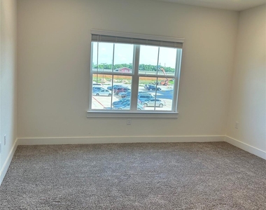 16531 Oasis Meadow Lane - Photo Thumbnail 19