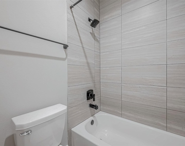 16531 Oasis Meadow Lane - Photo Thumbnail 29