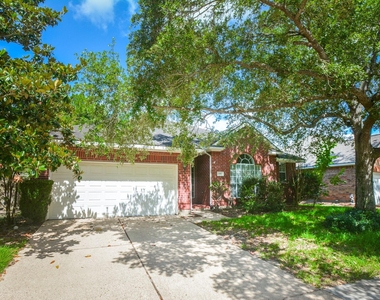 918 Tennyson Drive - Photo Thumbnail 1