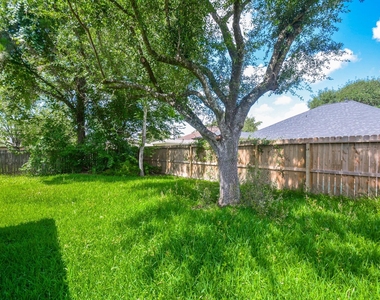 918 Tennyson Drive - Photo Thumbnail 28