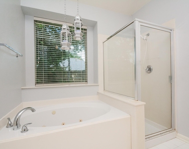918 Tennyson Drive - Photo Thumbnail 18