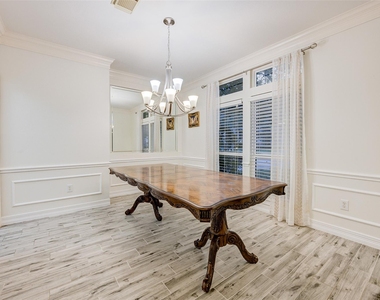 2027 Westshore Drive - Photo Thumbnail 9